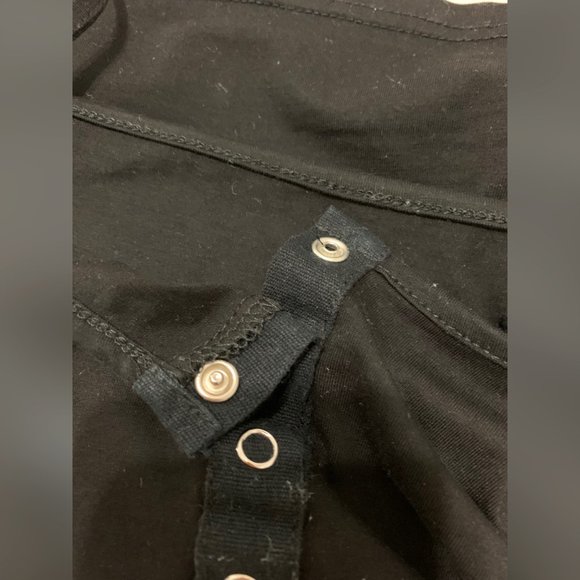 Bei Si Dun Black Cropped Tank Top - Picture 5 of 7